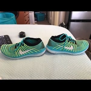 Nike Free RN Flyknit women’s shoes.